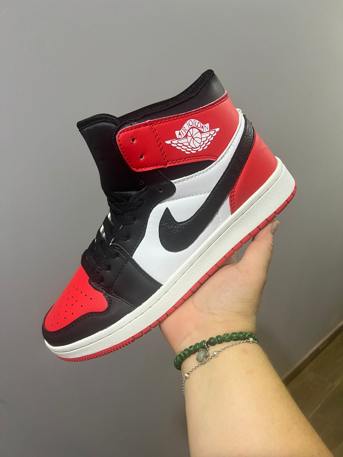 J1 Red